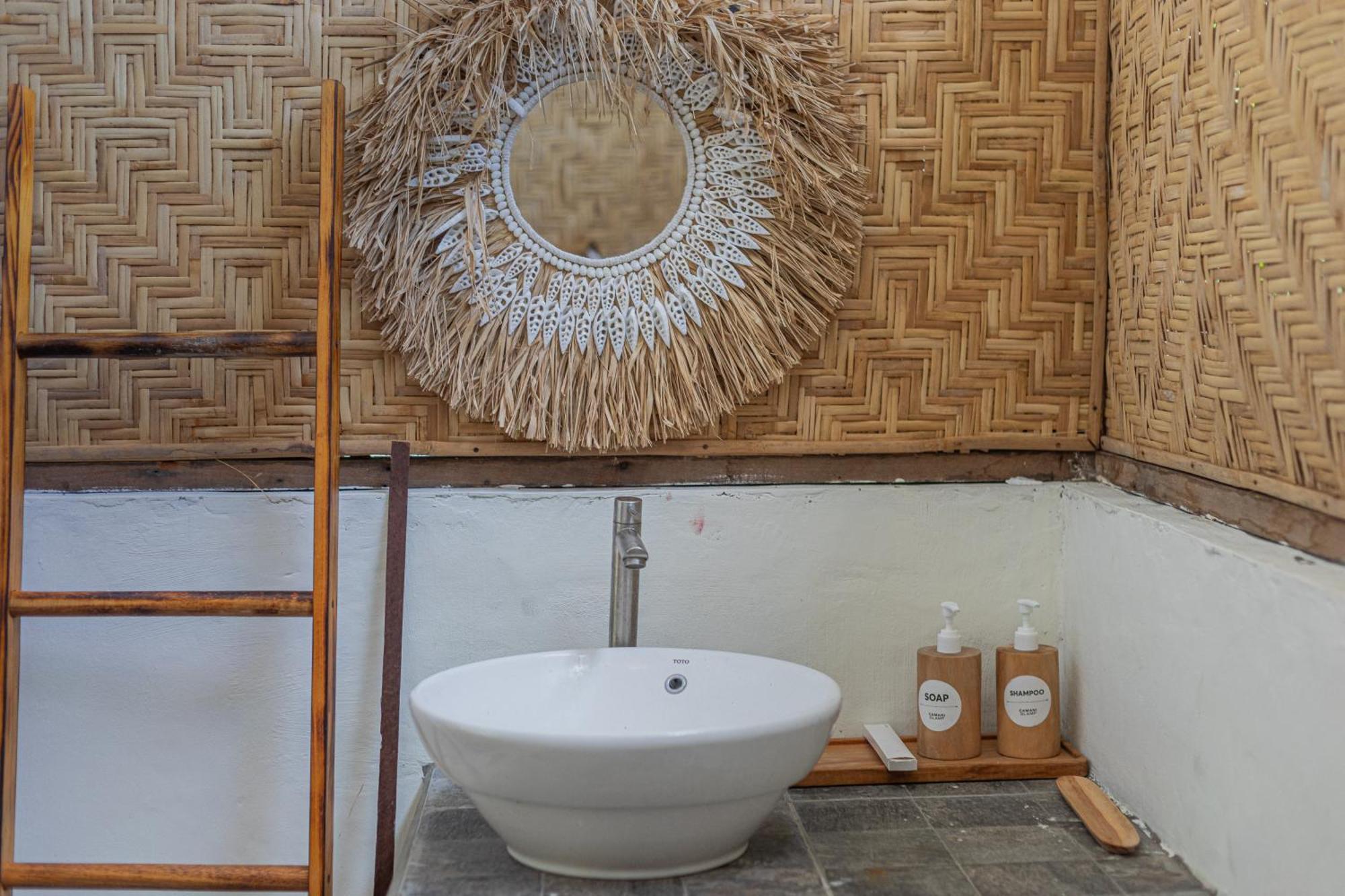 Camani Glamping Hotel Karangasem Amlapura Exterior foto